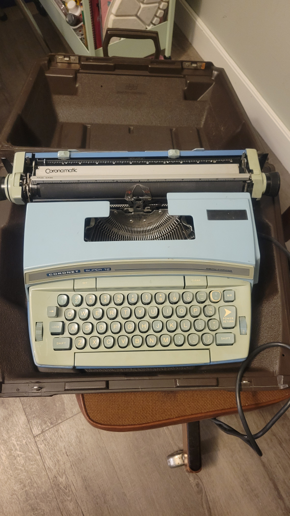 Smith Corona typewritter - photo 2