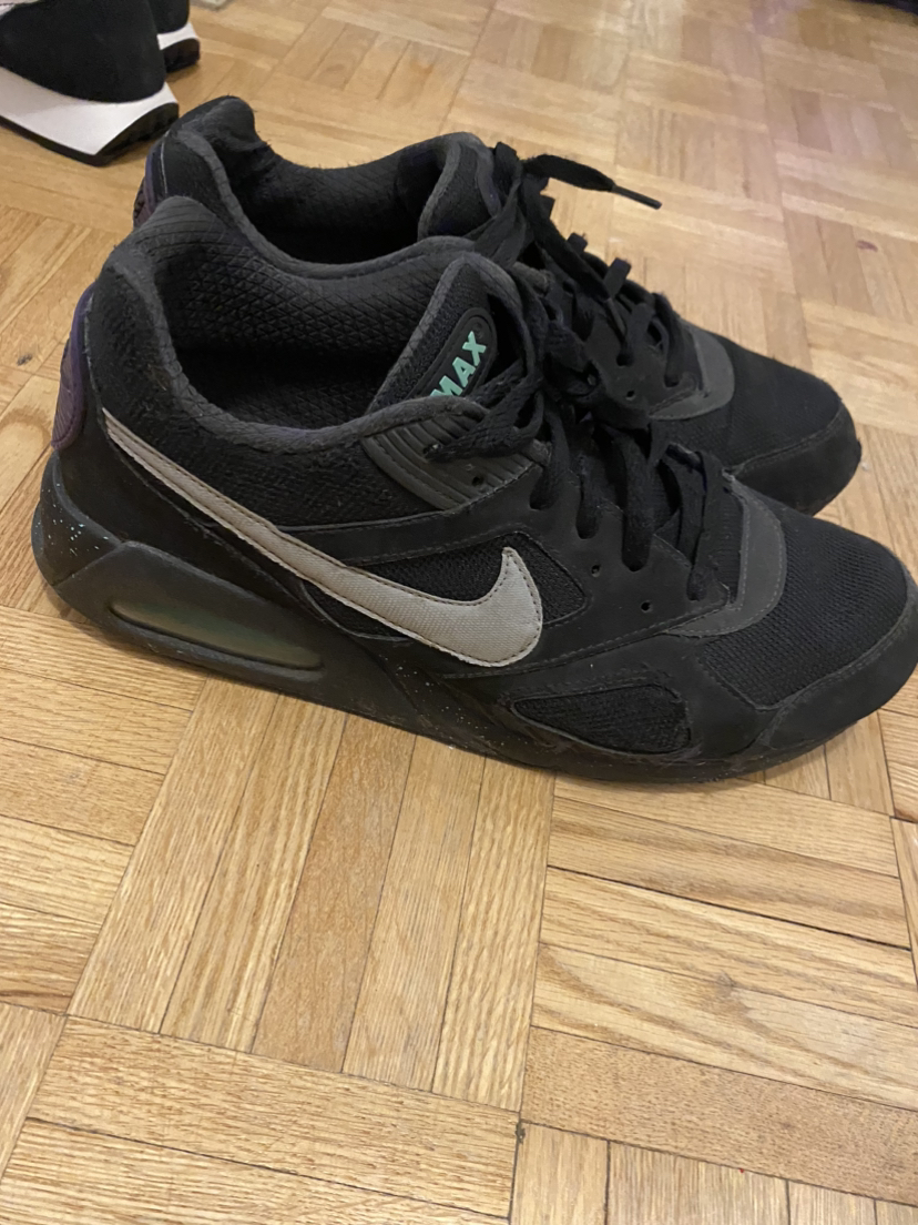 NIKE AIR MAX SIZE 11