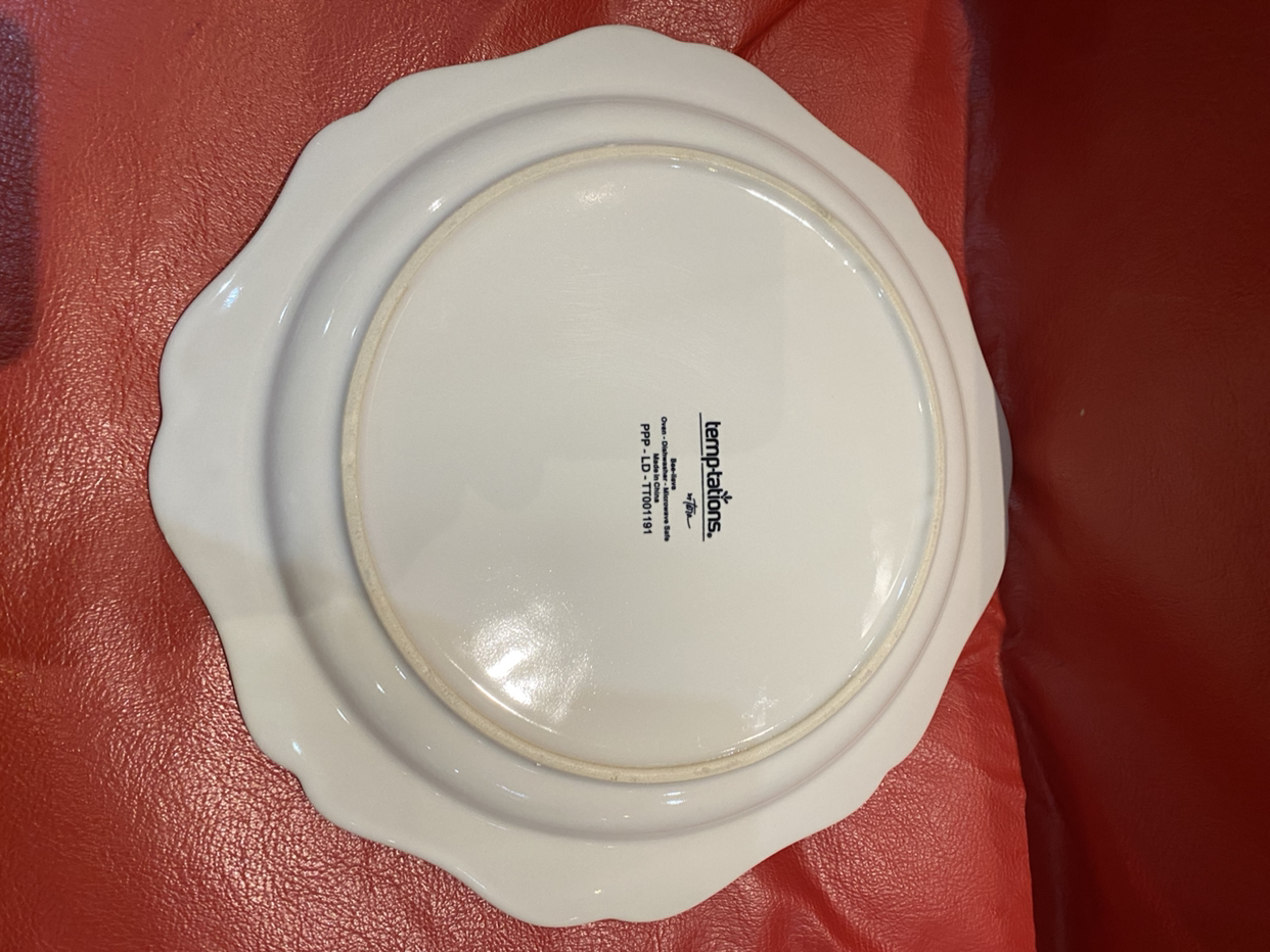 Temptations byTara 12pc China Dinnerware Set image indicator(3)