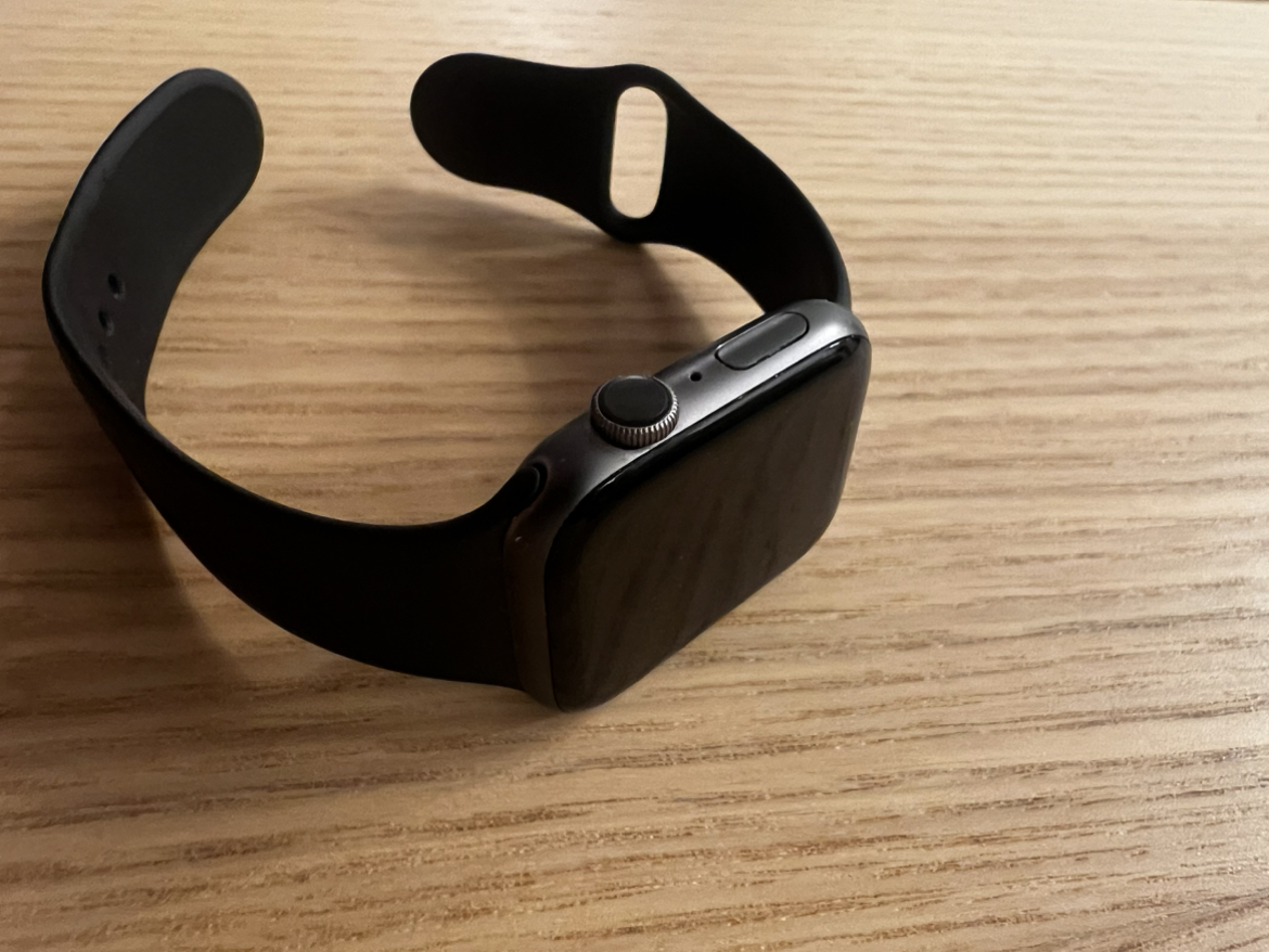 Apple Watch Series 4 (44mm) - photo 4