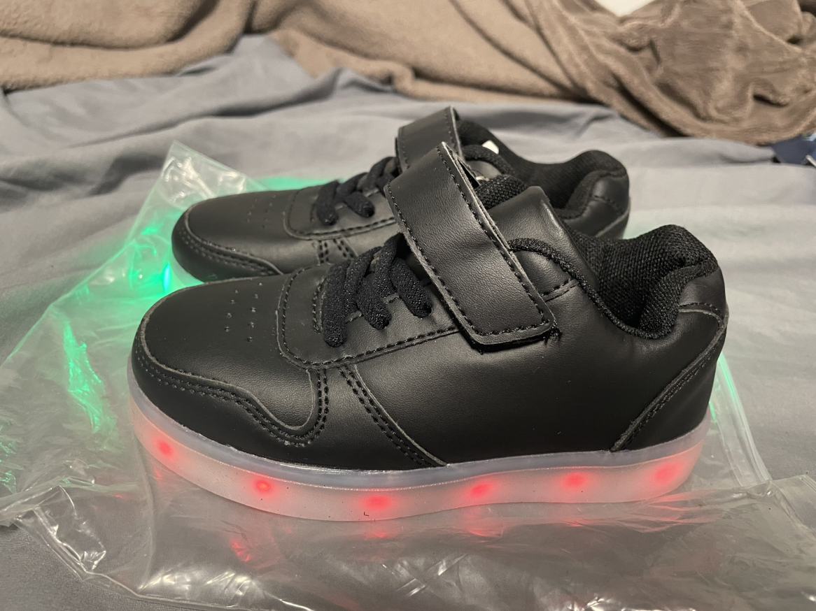 Kids LED Light Up Shoes Size 27