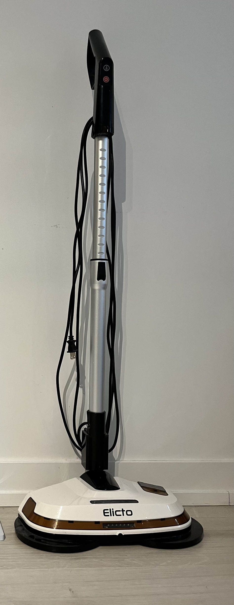 Electric spin mop
