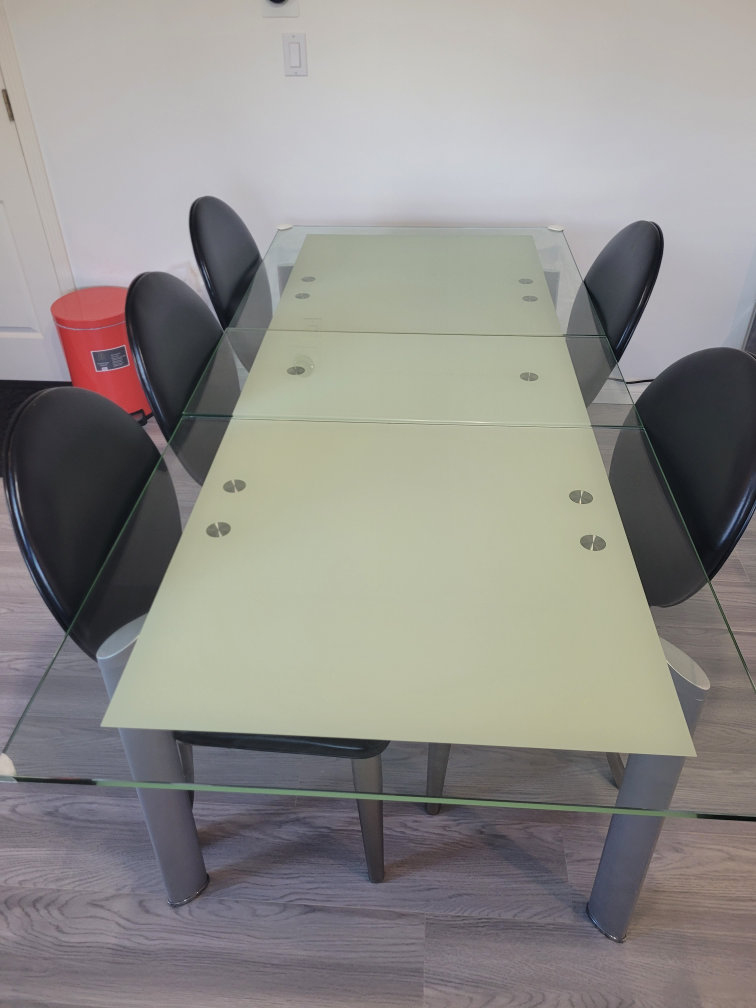 a 6-8-person table