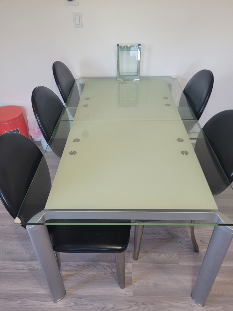 a 6-8-person table - photo 2