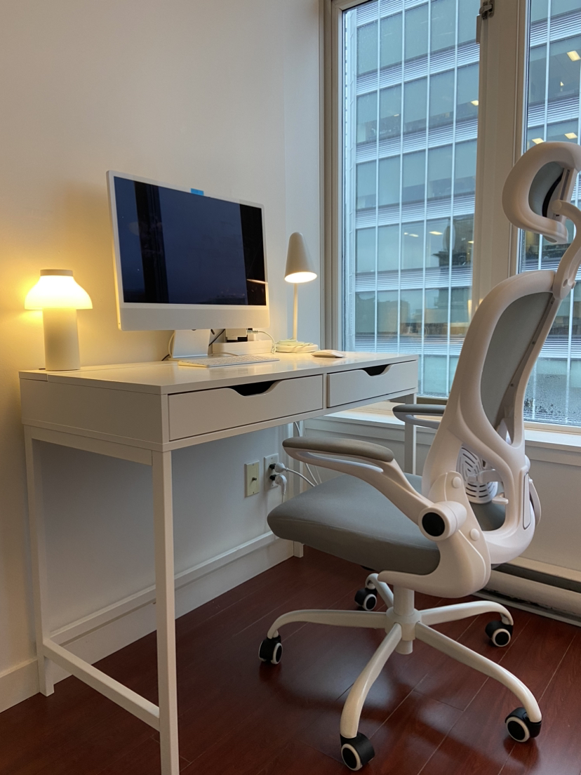 Desk & chair thumbnail