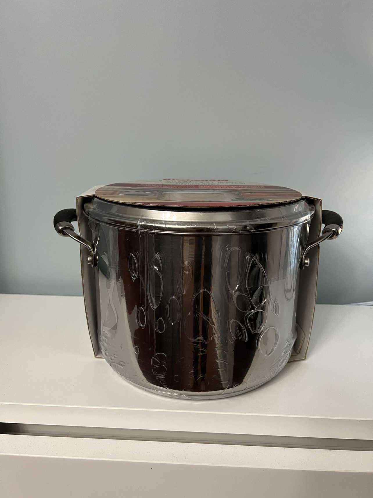 Brand New Sealed Kitchen Aid Cooking Pot 8qt,7.6L