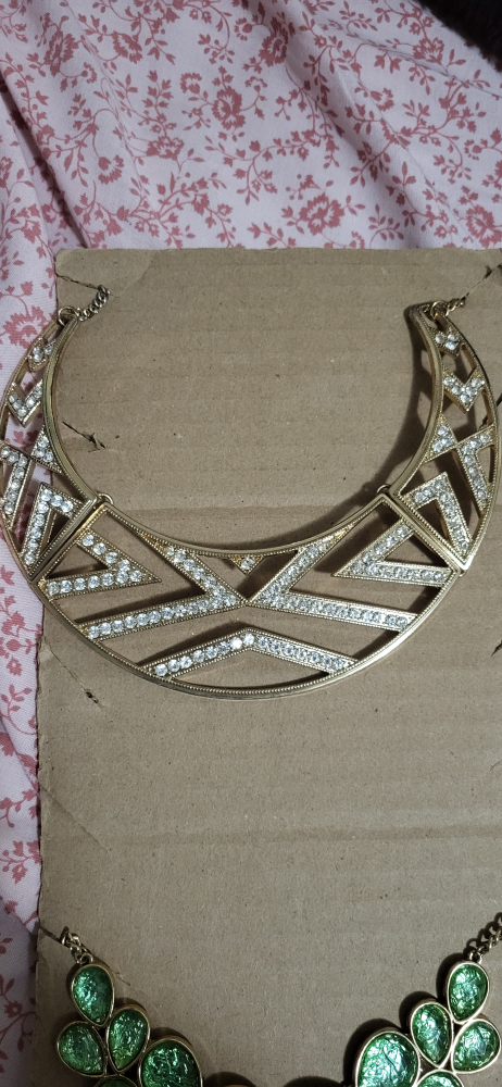 costume jewelry necklace - photo 2