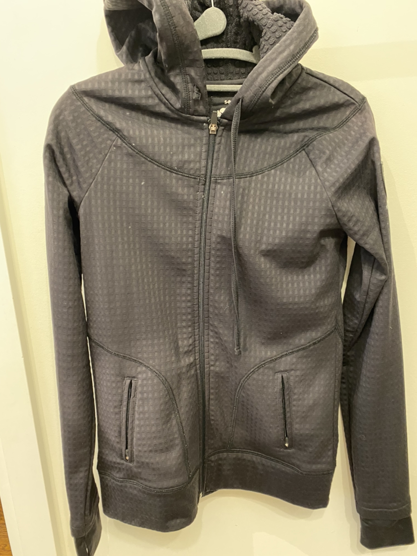 Roots zip up Hoodies. image indicator(2)