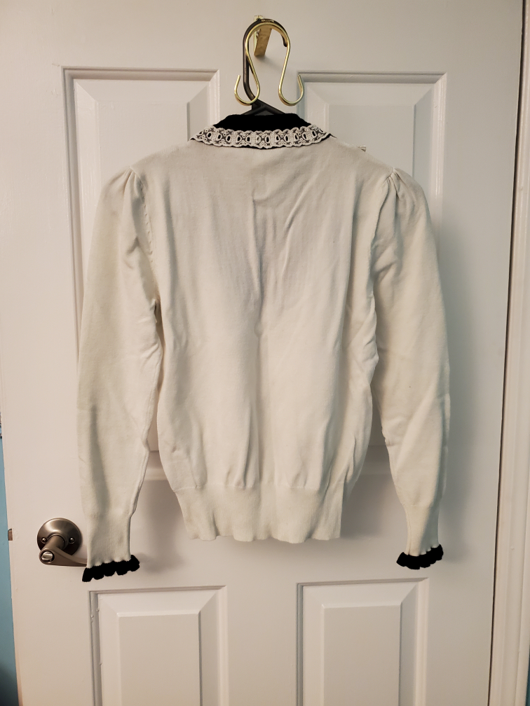 victorian like sweater size small image indicator(2)
