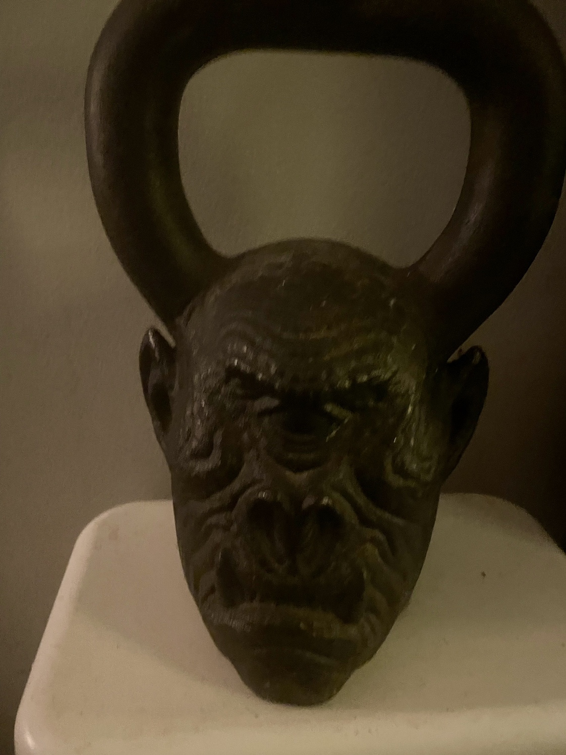 Joe Rogan’s “Onnit” 20Kg Kettle Bell  #SellingSpree thumbnail