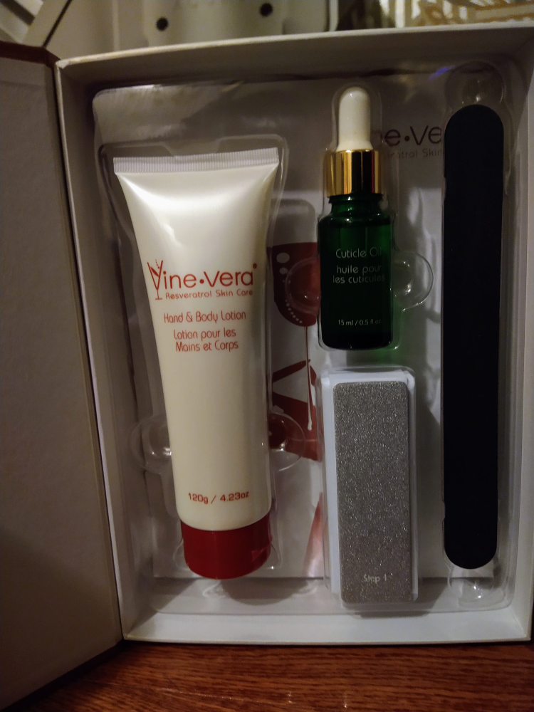 Nail Care Kit image indicator(2)