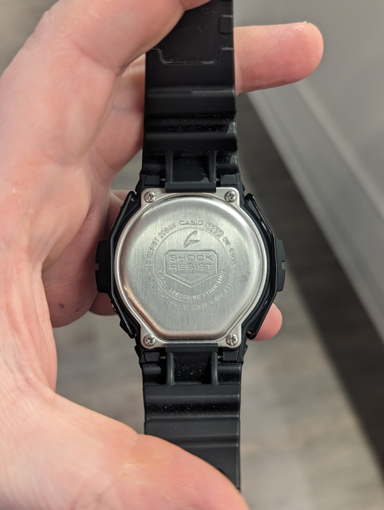 Casio G-Shock DW-6900 - photo 3