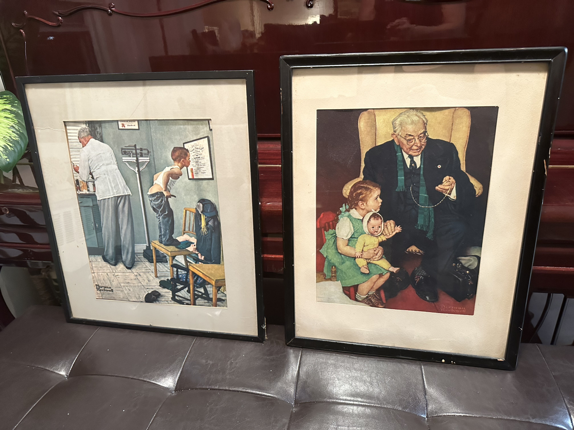 Doctors Poster with frame - photo 4