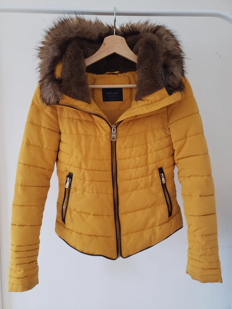 Fashionable winter padding with Fur and Hoodie