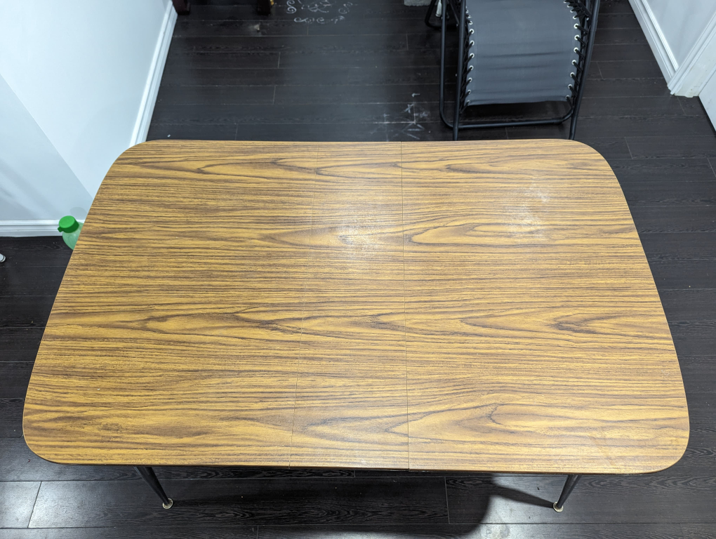 #SellingSpreeDinning Table with 4 chairs - photo 2