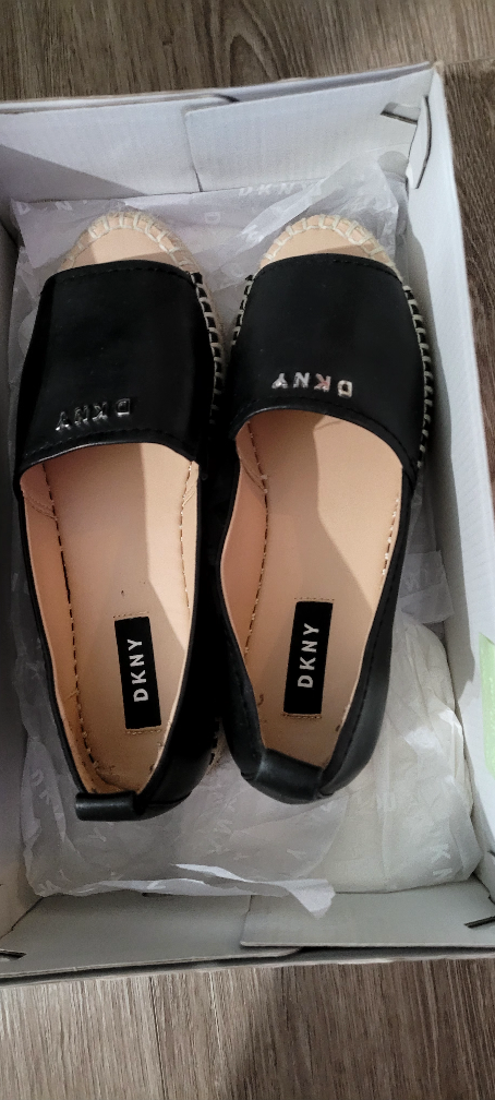 DKNY shoes thumbnail