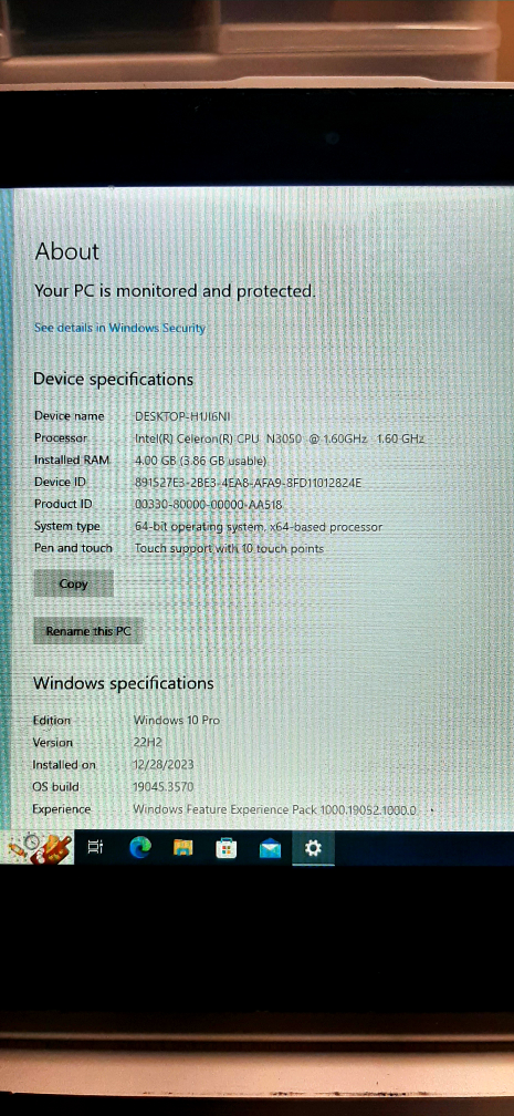 Laptop- HP Pavilion - Touch Screen - photo 3
