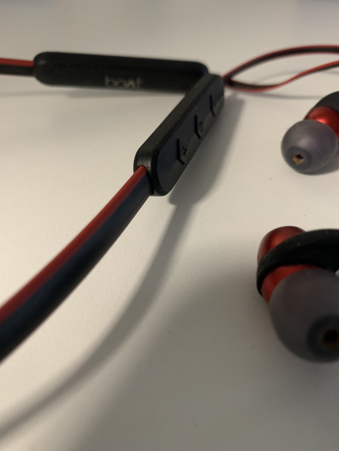 Boat Bluetooth Wireless Headphones image indicator(2)