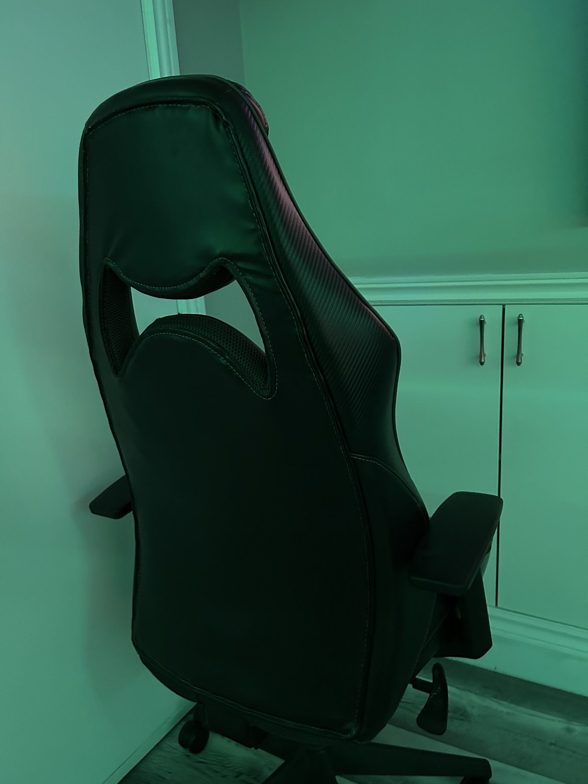 Gaming Chair (No Brand)
