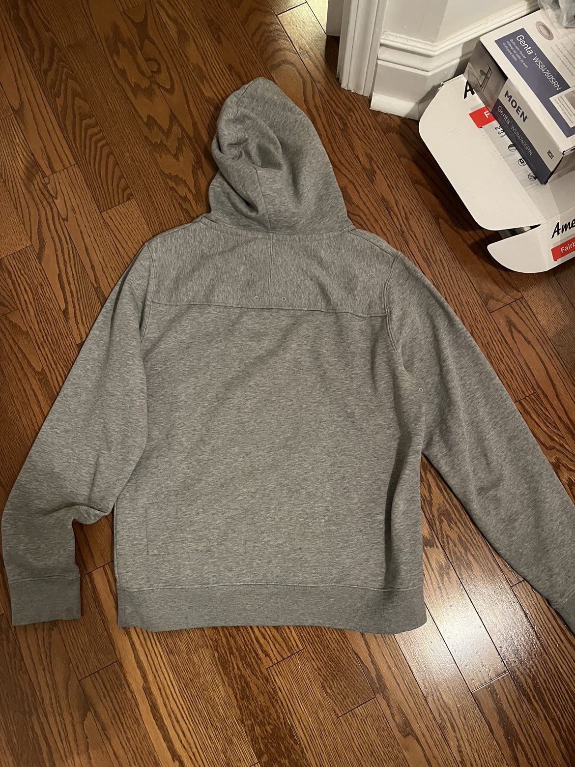 Zooyork grey hoodie image indicator(2)