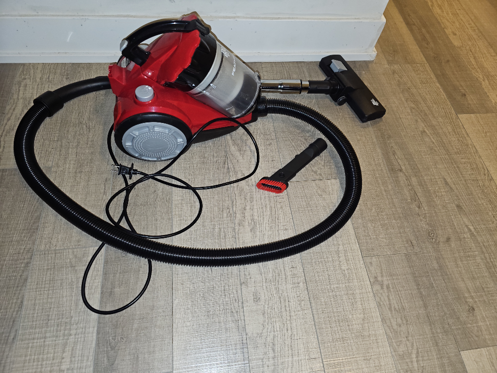Vacuum Cleaner
