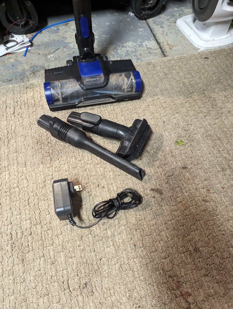 Shark  Pet Vac Cordeless image indicator(3)