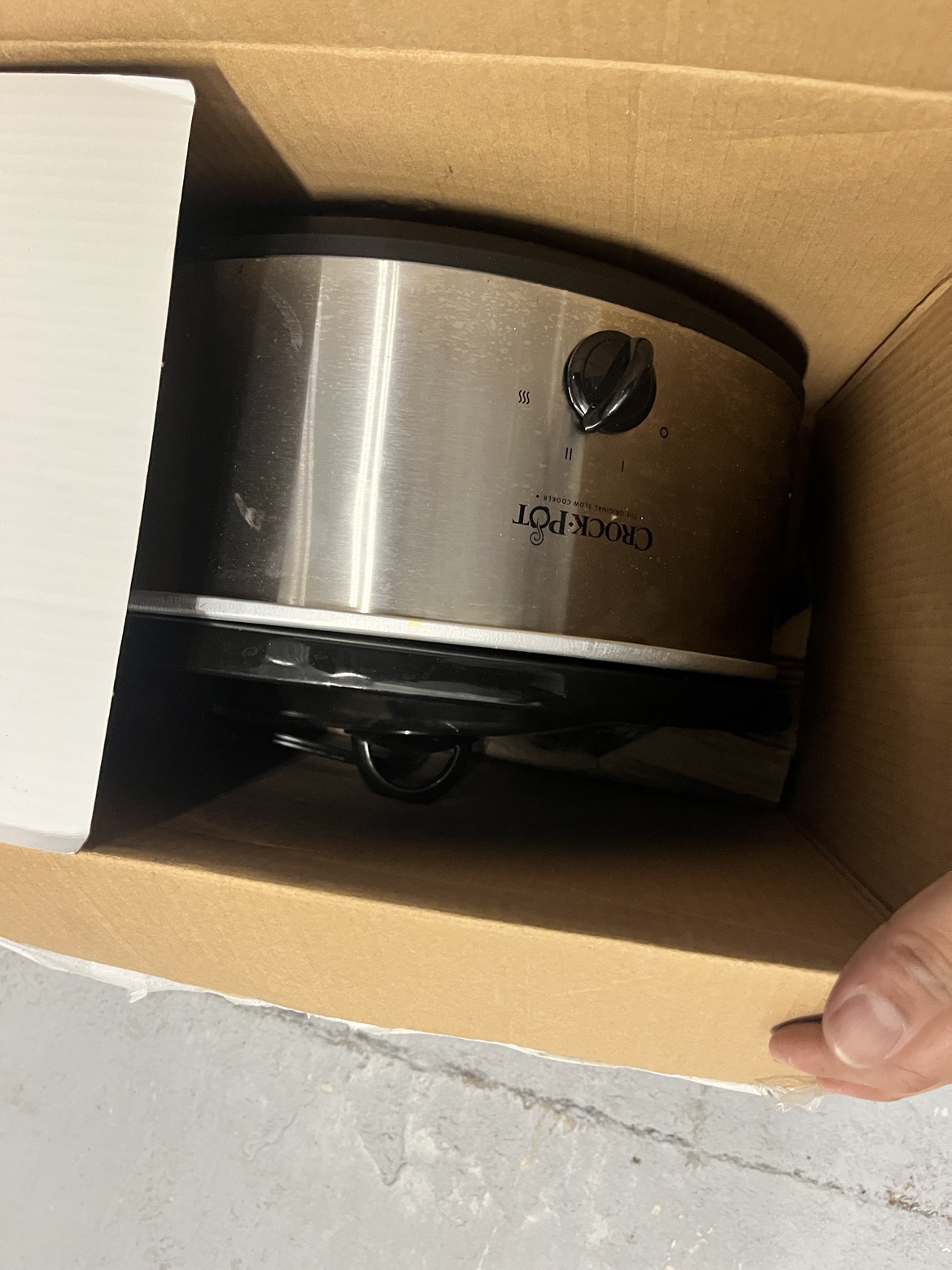 Slow cooker