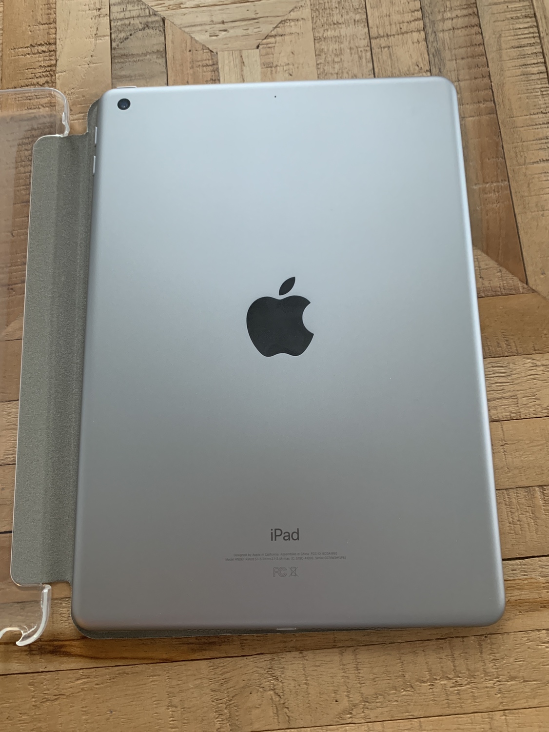 iPad 6th Generation - photo 5