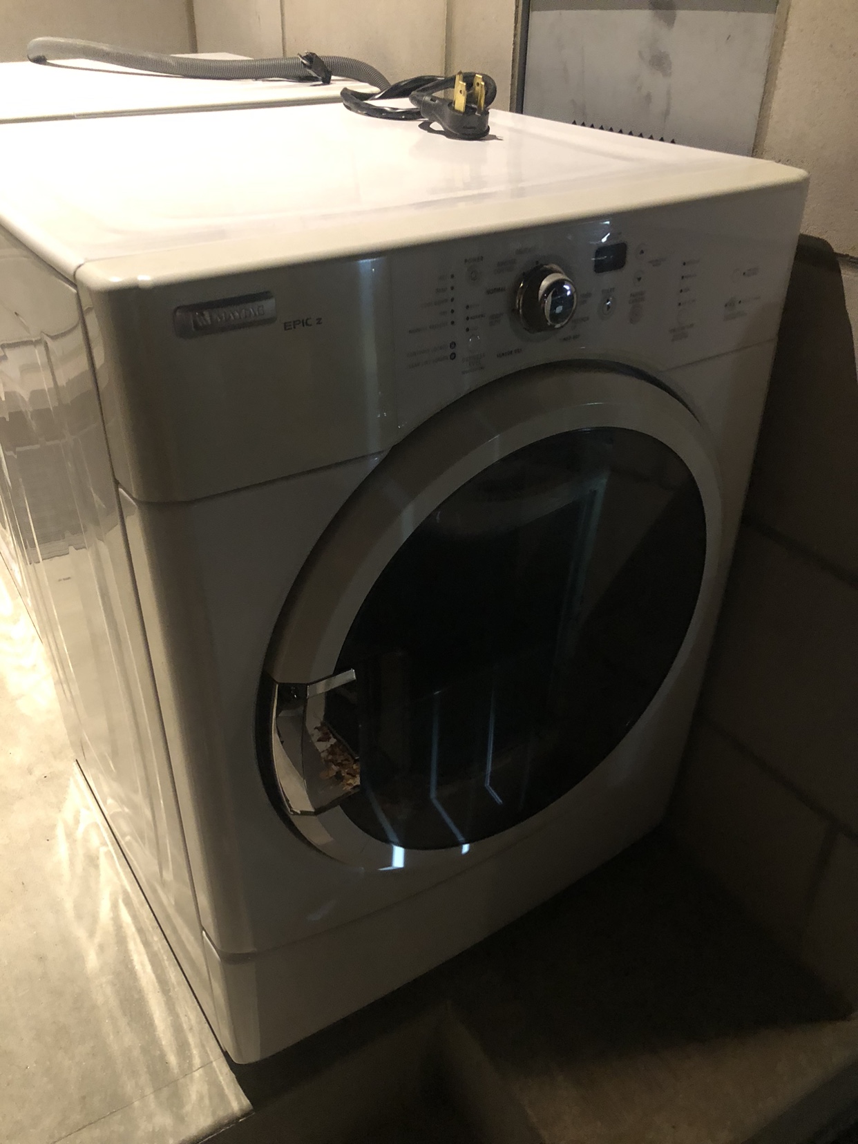 Washer and  dryer - photo 2