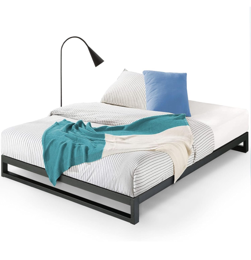 Queen Sized Metal Platforma Bed Frame / Wood Slat Support - photo 4