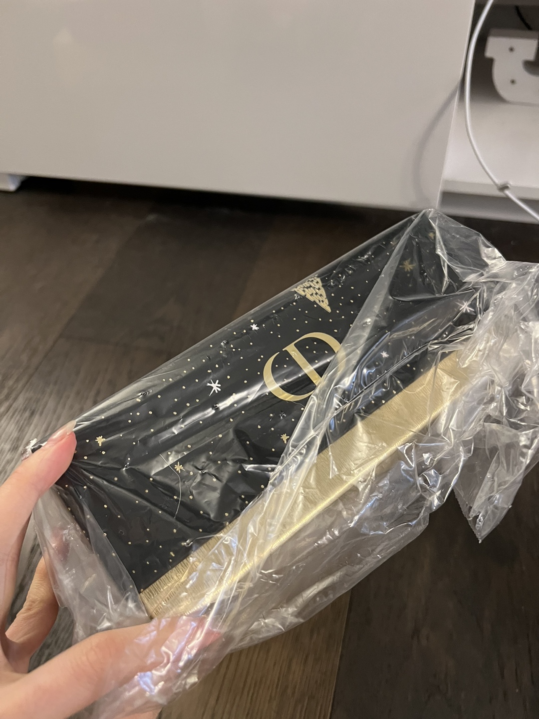 Brand new Dior gift box image indicator(2)