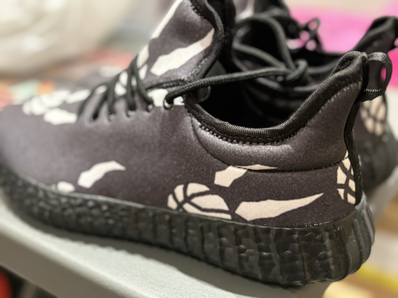 Basketball shoes