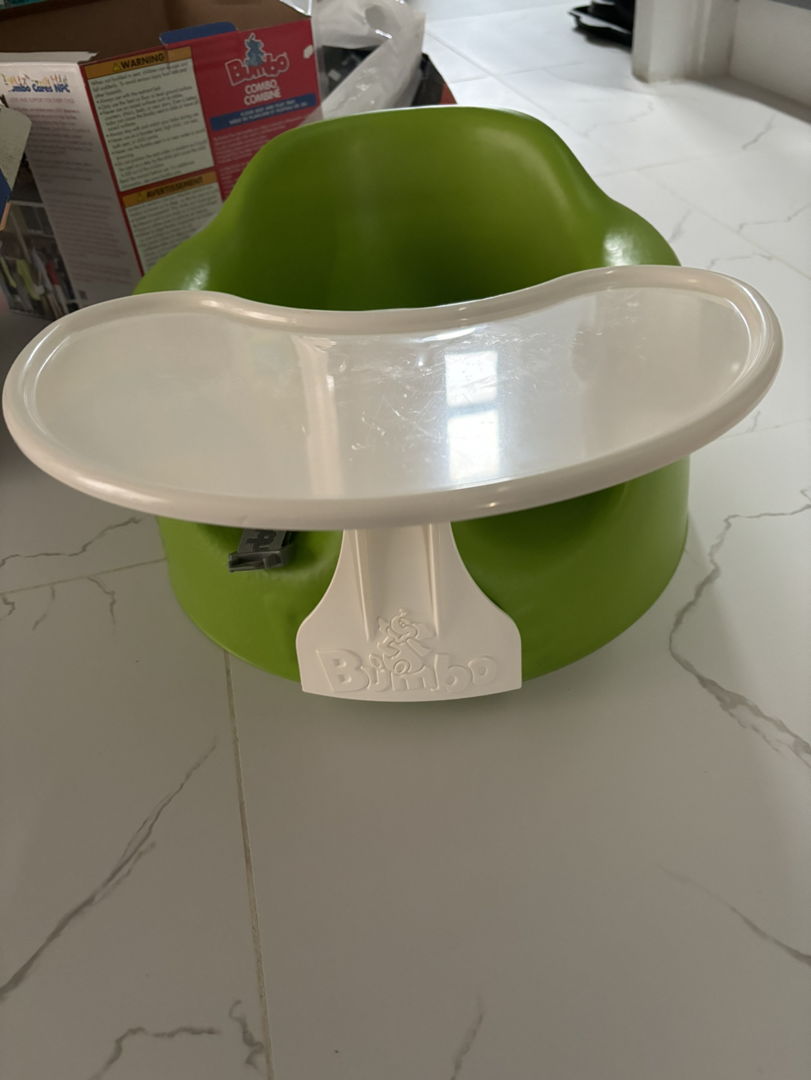 Bumbo seat with tray - photo 2