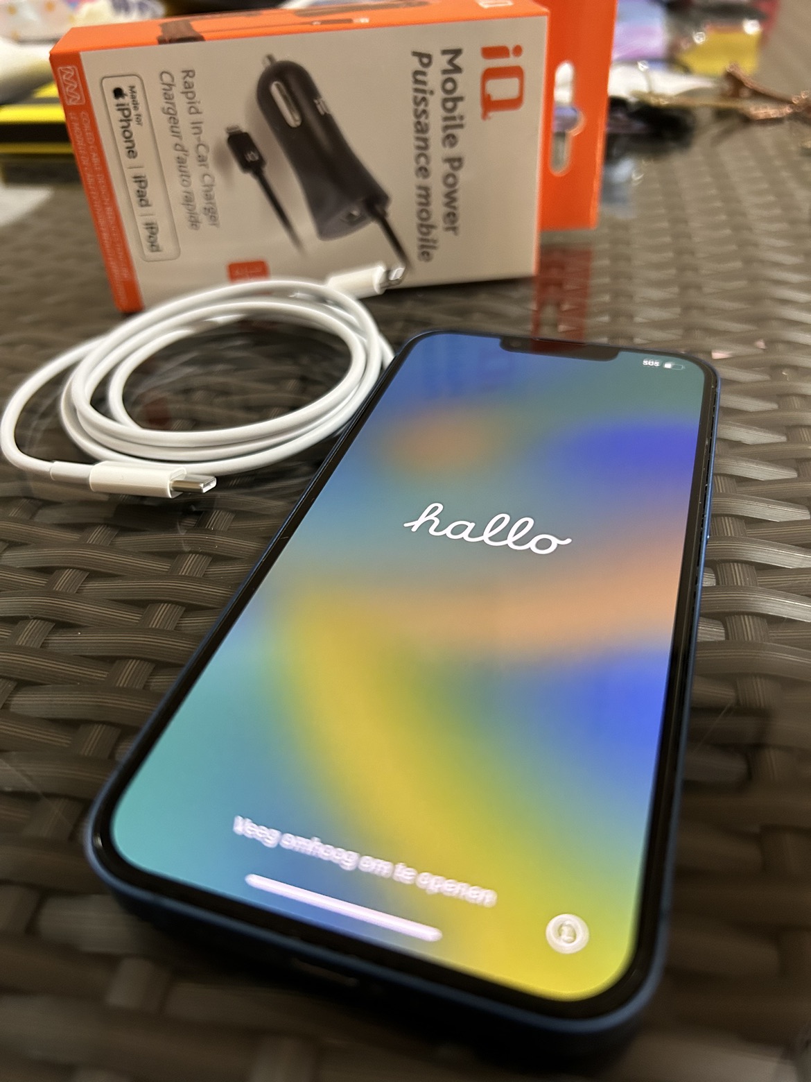 iPhone 13 128GB mint condition - photo 2
