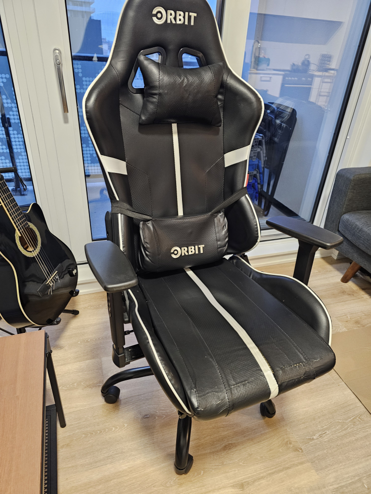 Orbit Gaming Chair (HDCANADA)