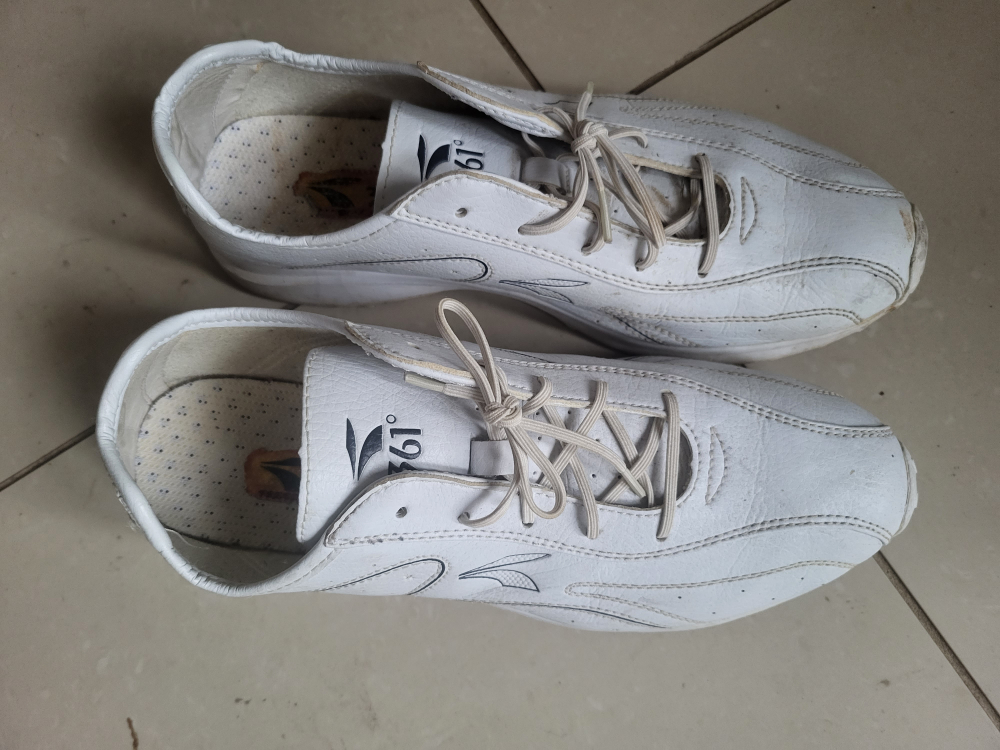 Men shoes size 41# freecycle thumbnail