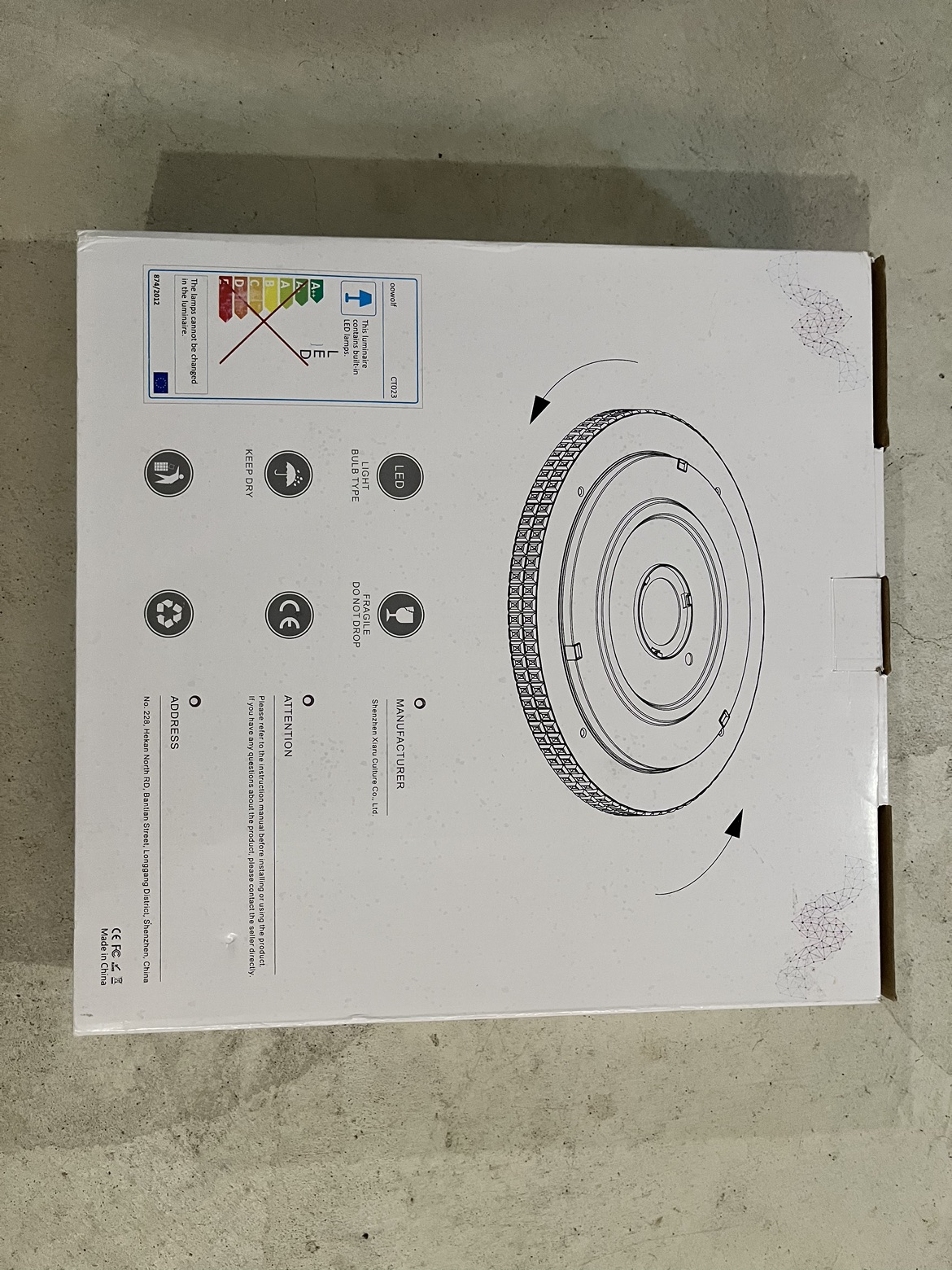 Smart ceiling light