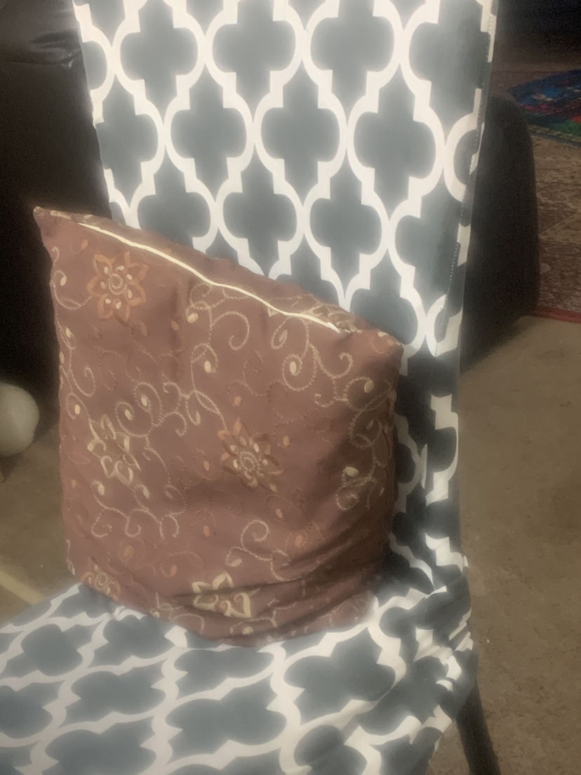 Cushion #SellingSpree