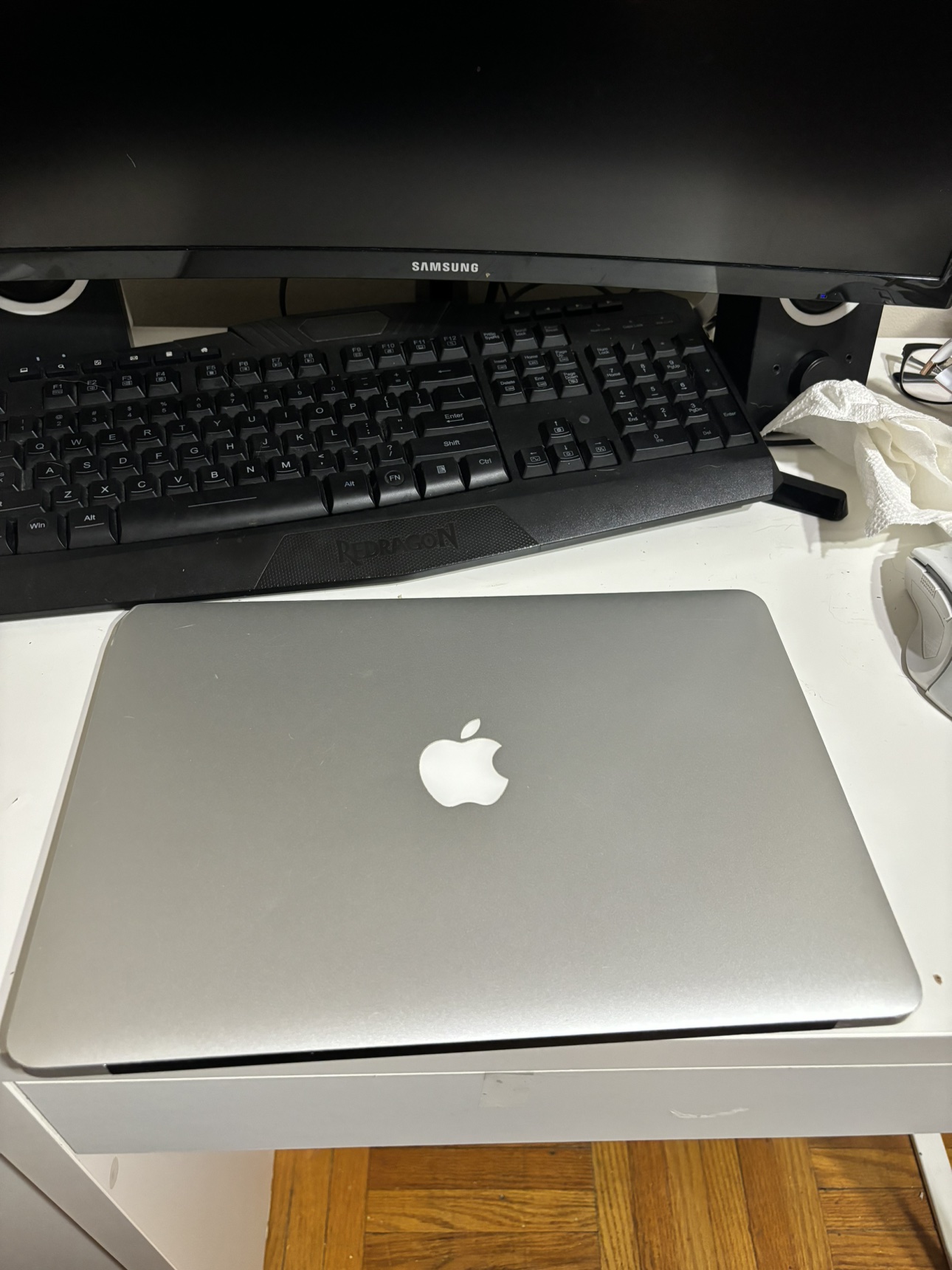 Mac Book Air thumbnail