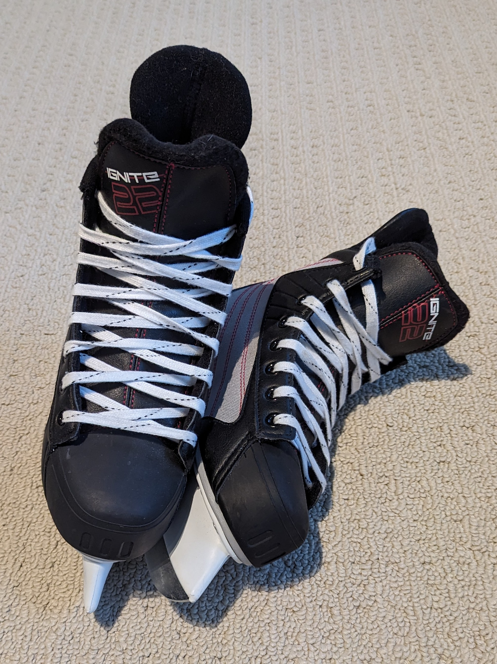 Bauer Ignite 22 Junior Skates - photo 2