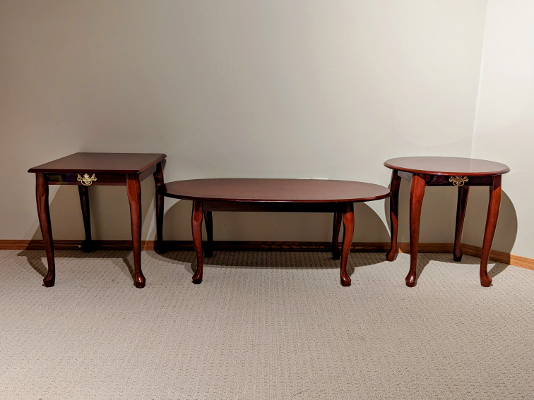 Coffee table and end table #SellingSpree