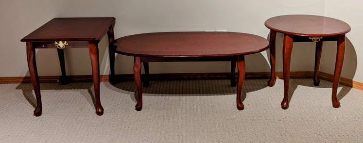 Coffee table and end table #SellingSpree - photo 4