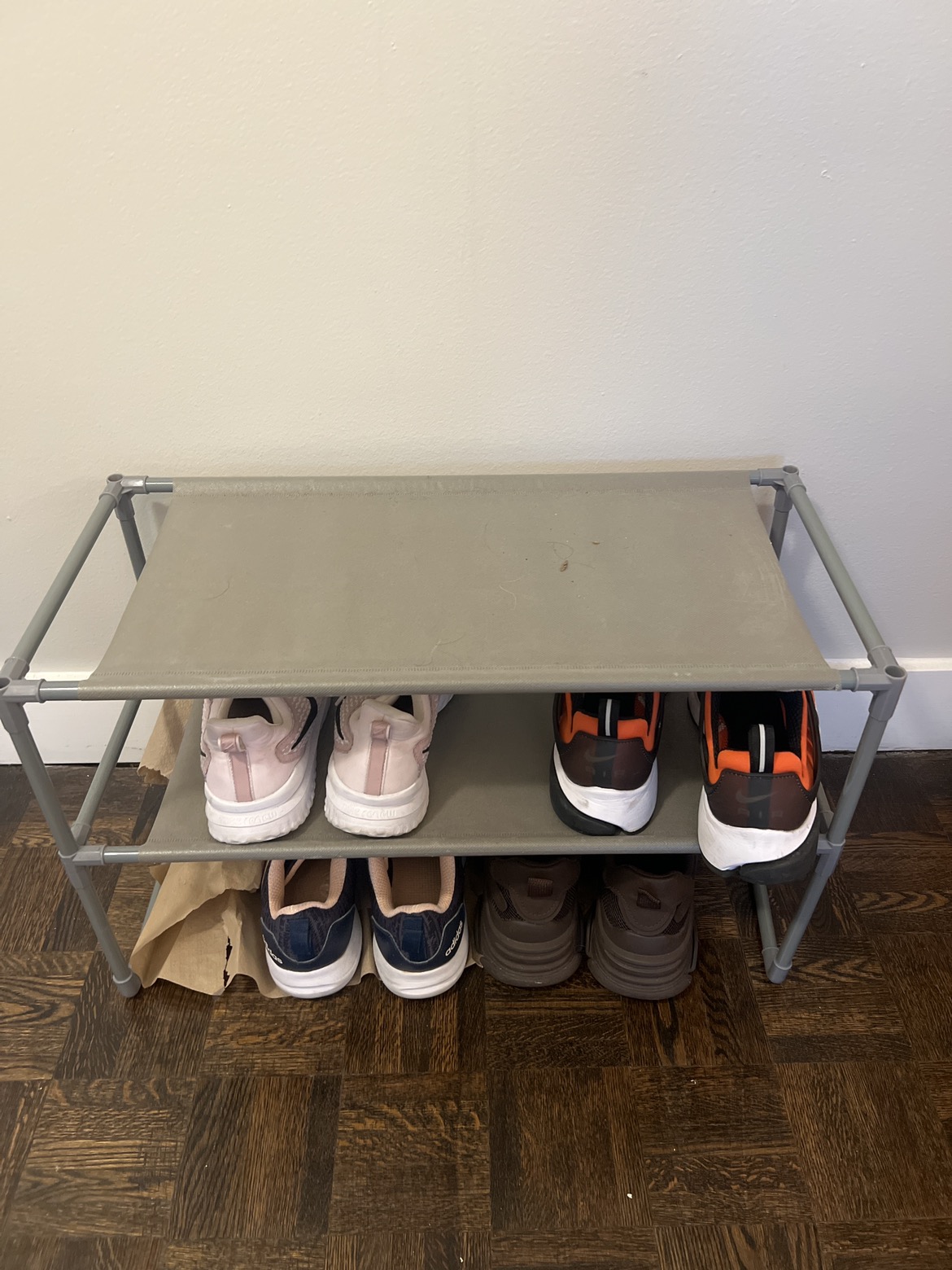 Shoe rack