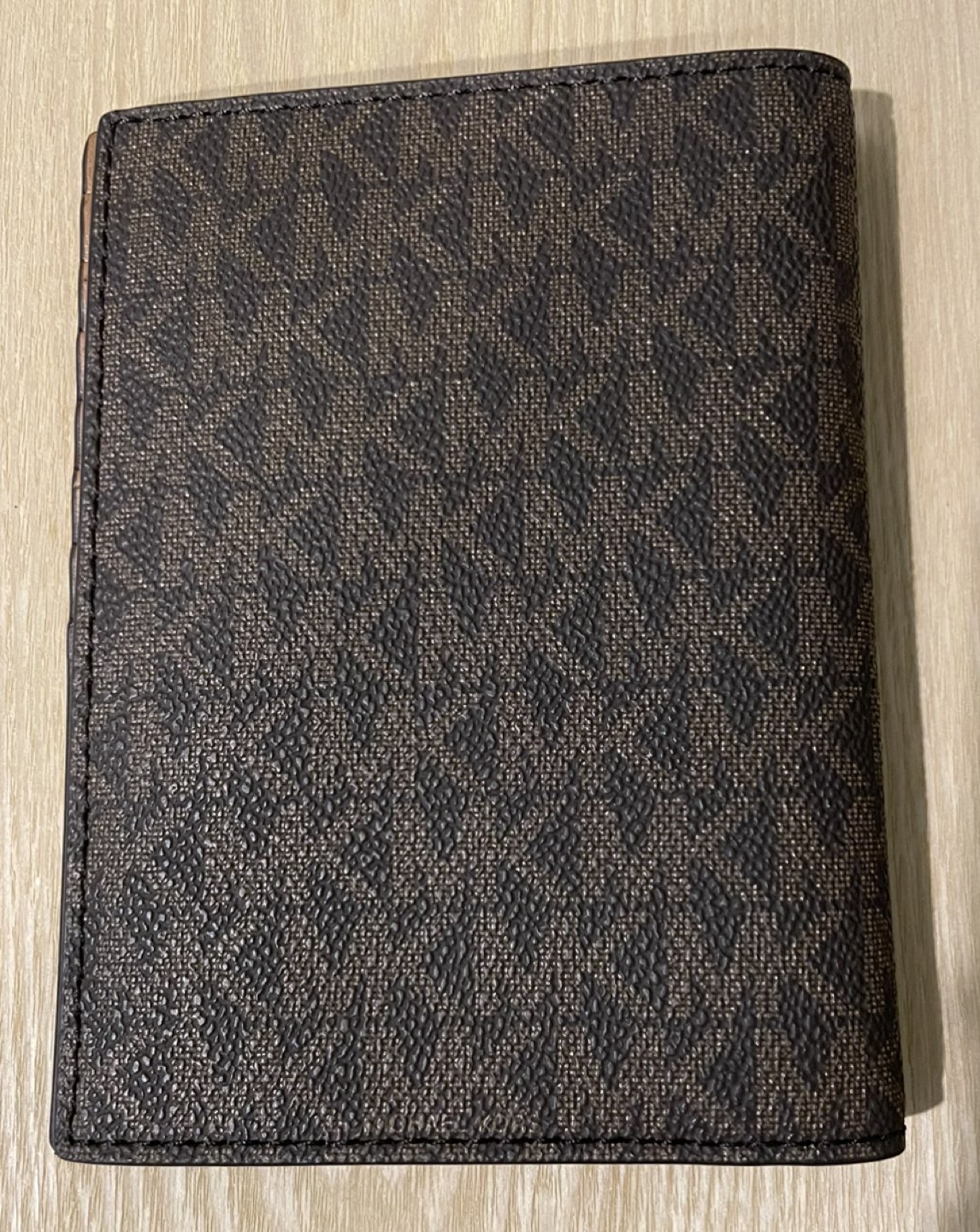 Michael Kors passport wallet - photo 2