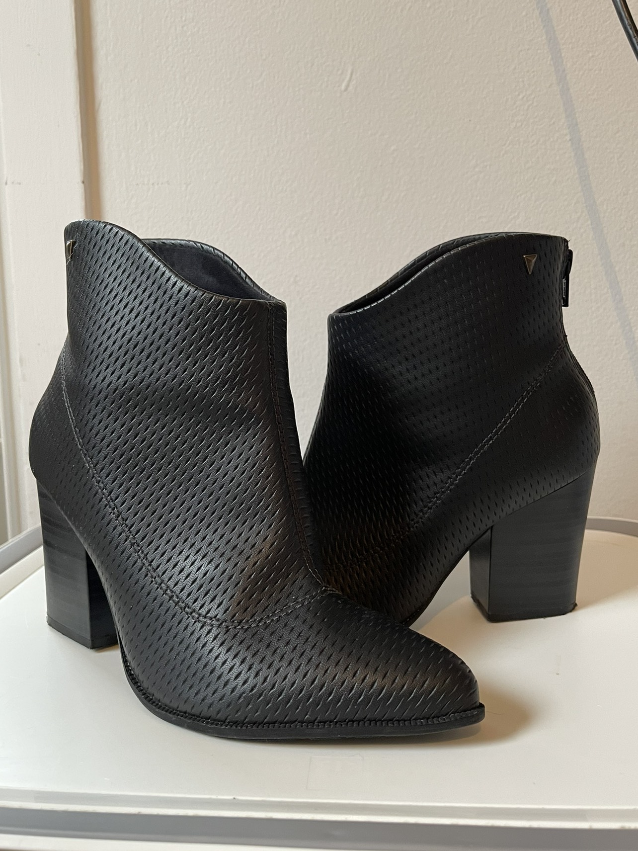 Ankle boot - like new image indicator(2)