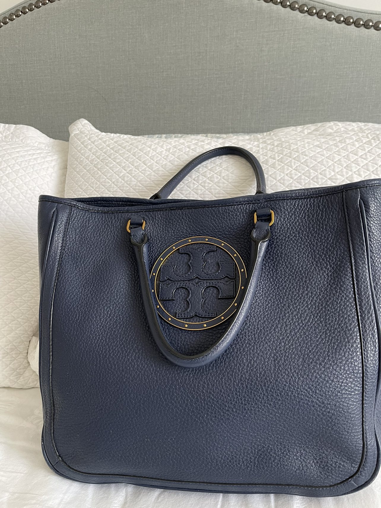 Tory Burch Stud Tote Bag - Royal Navy - photo 5