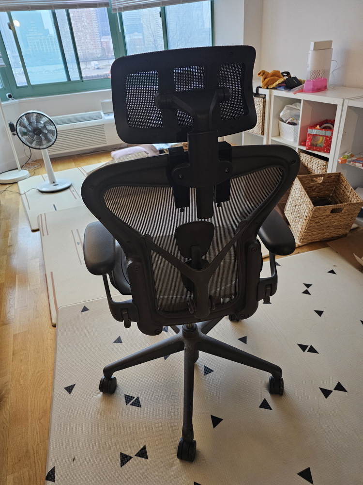 Herman Miller chair - photo 2