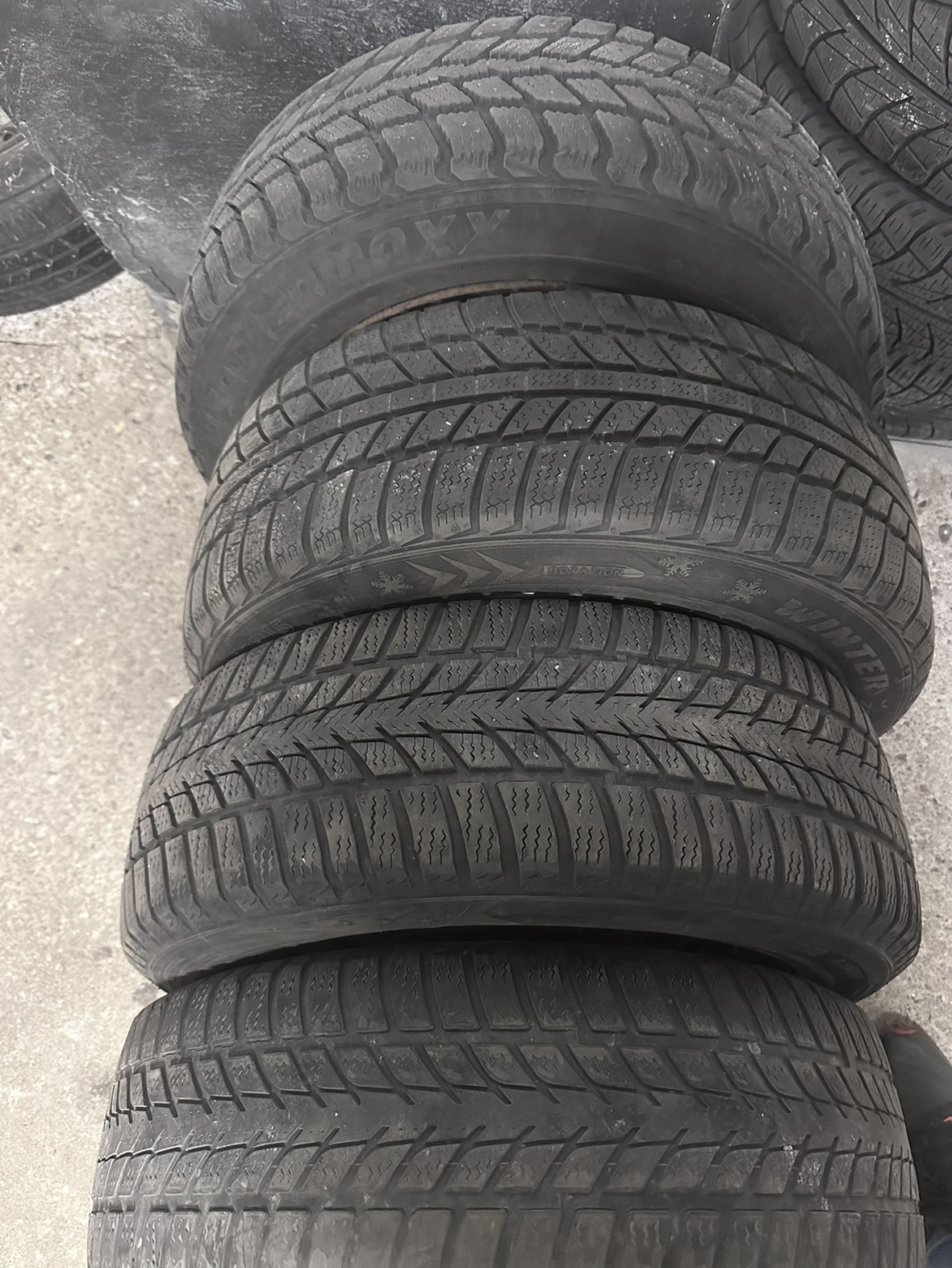Winter tires with rims. 195/60R15 - photo 2