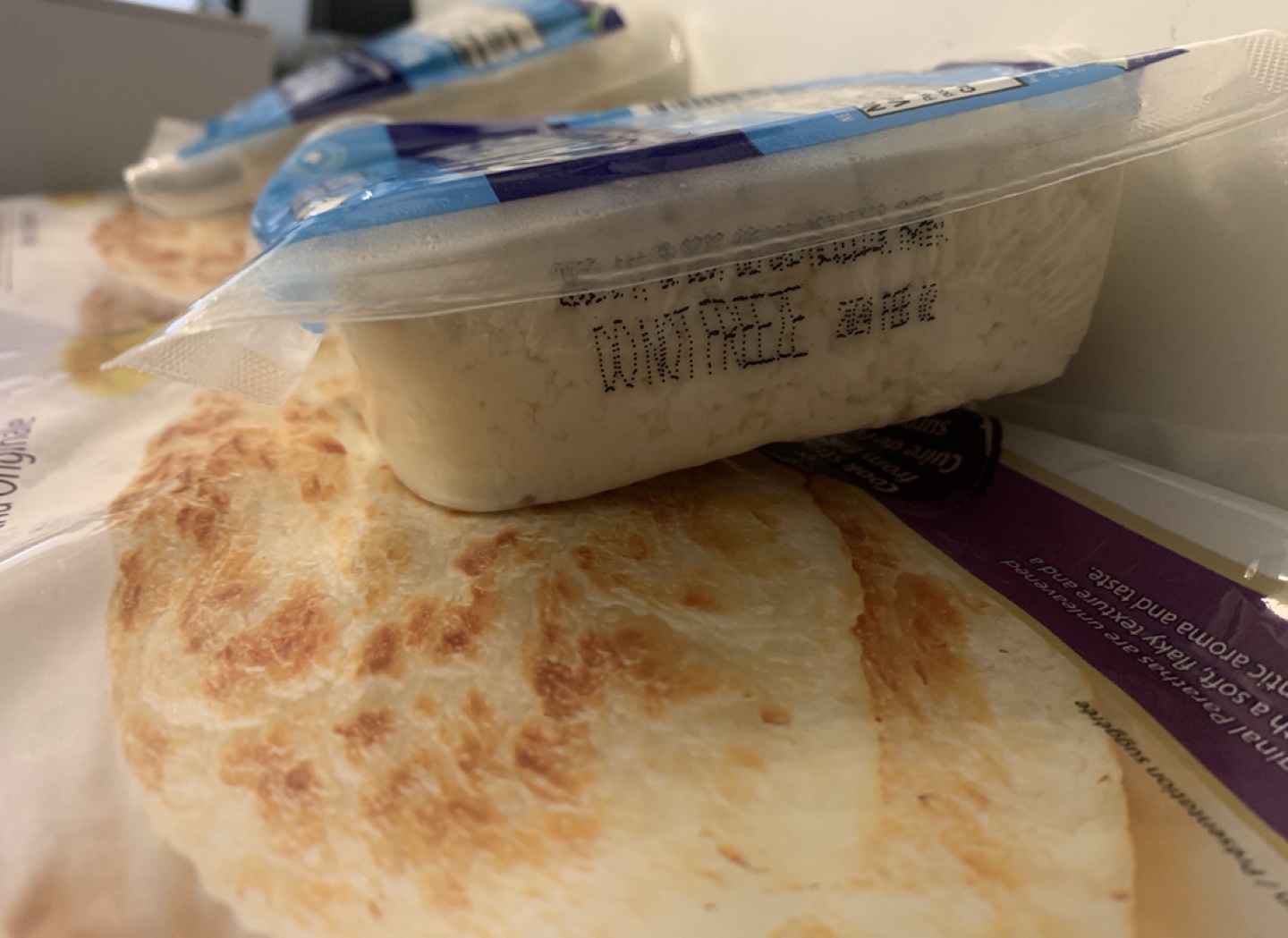 2 Frozen Shana branded Original Parathas + 2 Happy Dairy Paneers image indicator(2)