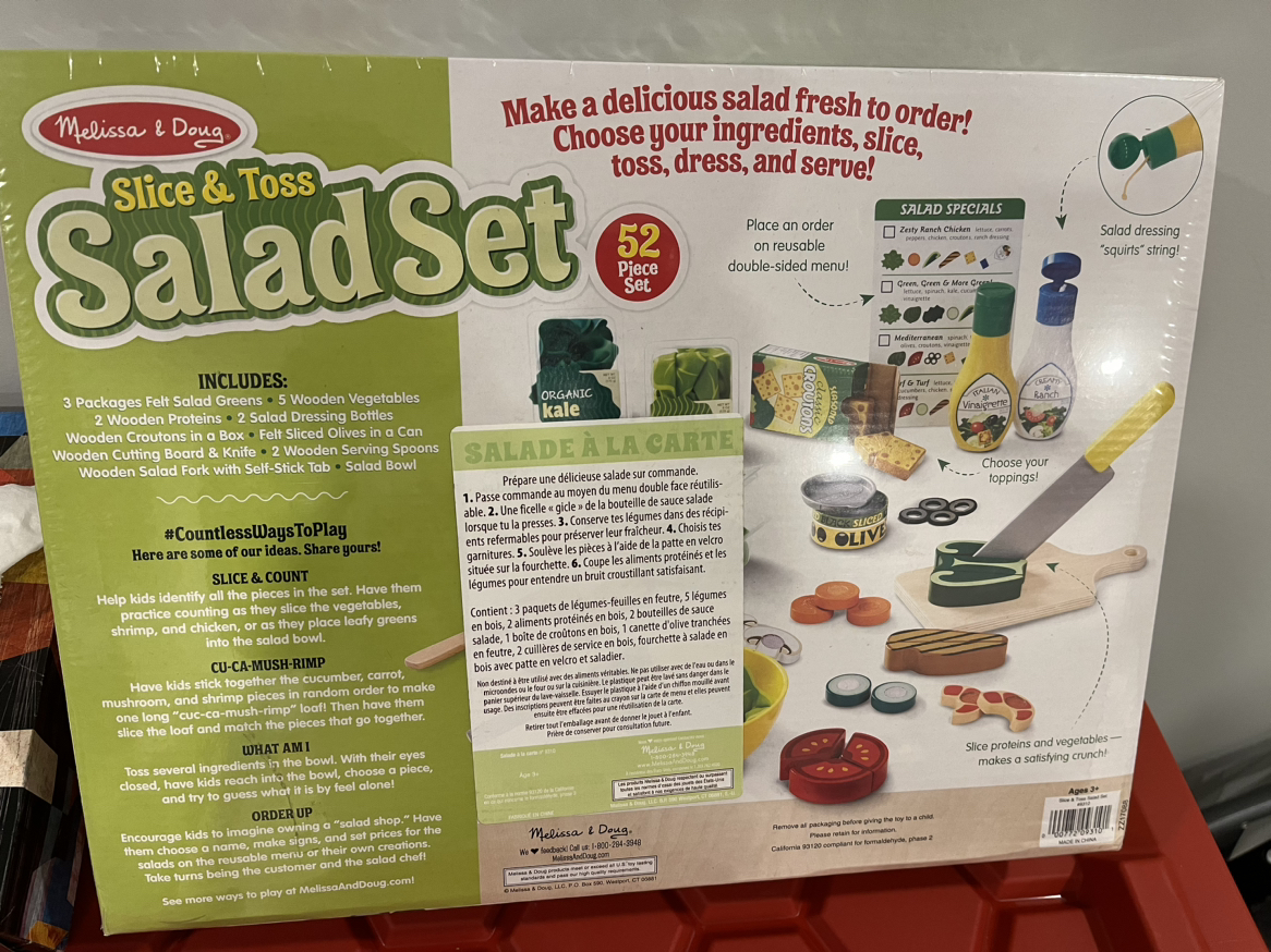 Brand new Melissa & Doug Salad image indicator(3)